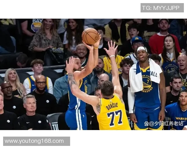 湖人勇士对决回放12月26日精彩瞬间重温与赛后分析